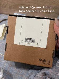 Mặt bên hộp nước hoa Le Labo Another 13 chính hãng