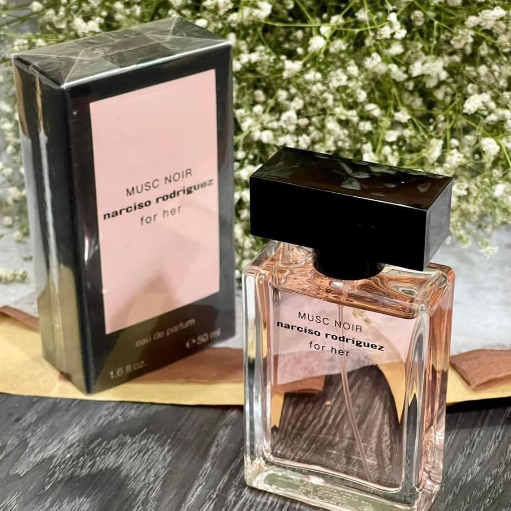 Set Nước Hoa Nữ Narciso Musc Noir 100ml + Mini Nar trắng 2pcs 4 1 Perfume Narciso Rodriguez Musc Noir EDP 50ml authentic _ Tiến Perfume