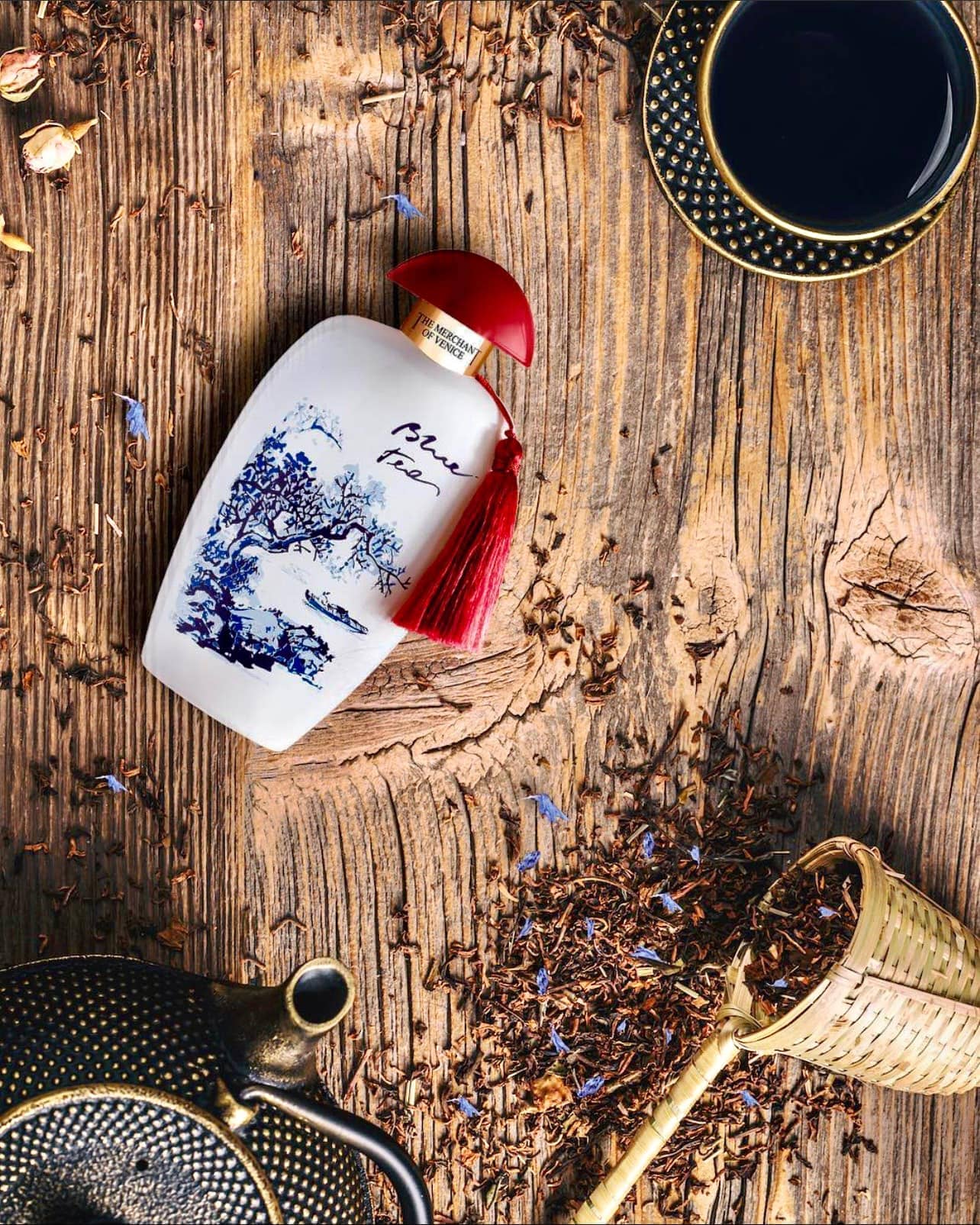 Nước hoa The Merchant Of Venice Blue Tea EDP sang trọng Nước hoa The Merchant Of Venice Blue Tea EDP sang trọng