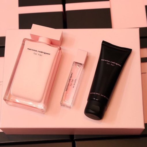 Giftset Narciso Rodriguez For Her EDP 3pcs