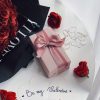 #QC2826 Hộp quà nước hoa Valentine hồng nơ hồng đáng yêu