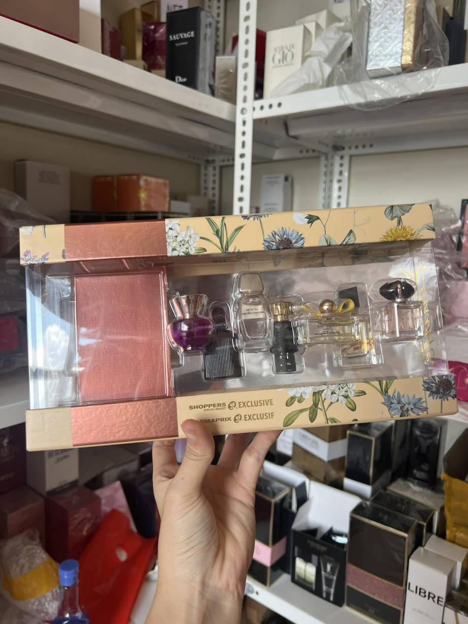 Giftset 7 chai nước hoa nữ size nhỏ mới nhất 2024 Giftset 7 chai nước hoa nữ size nhỏ mới nhất 2024