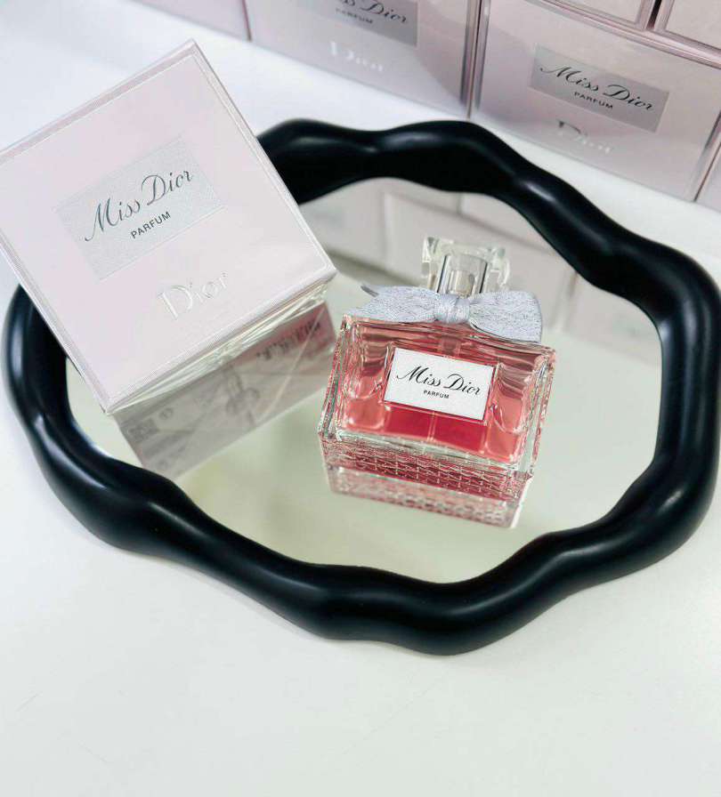 Miss Dior Parfum 80ml Miss Dior Parfum 80ml