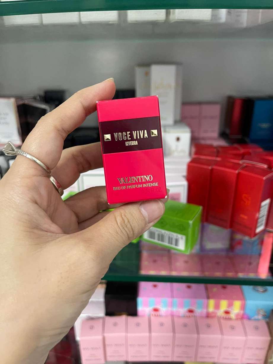 Nước hoa mini Valentino Voce Viva Intensa EDP Intense 7ml Nước hoa mini Valentino Voce Viva Intensa EDP Intense 7ml