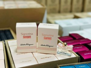 Mini Signorina hồng EDP 5ml 1 Mini Signorina hồng EDP 5ml