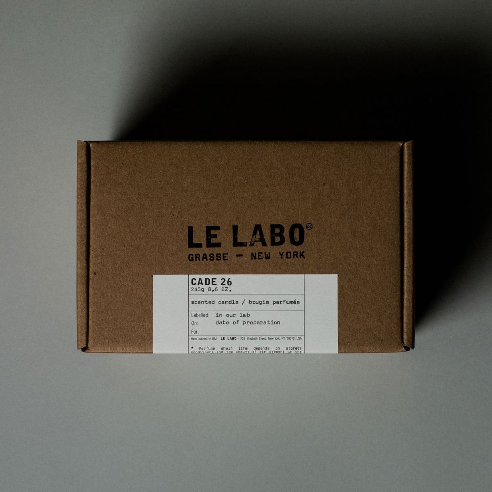 Nến thơm Le Labo Cade 26 245g . Nến thơm Le Labo Cade 26 245g .
