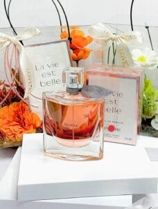 Nước hoa nữ giá dưới 3 triệu tặng Valentine 14/2 7 6 Lancome La Vie Est Belle L'EDP 100ml nước hoa nữ giá dưới 3 triệu | Tiến Perfume