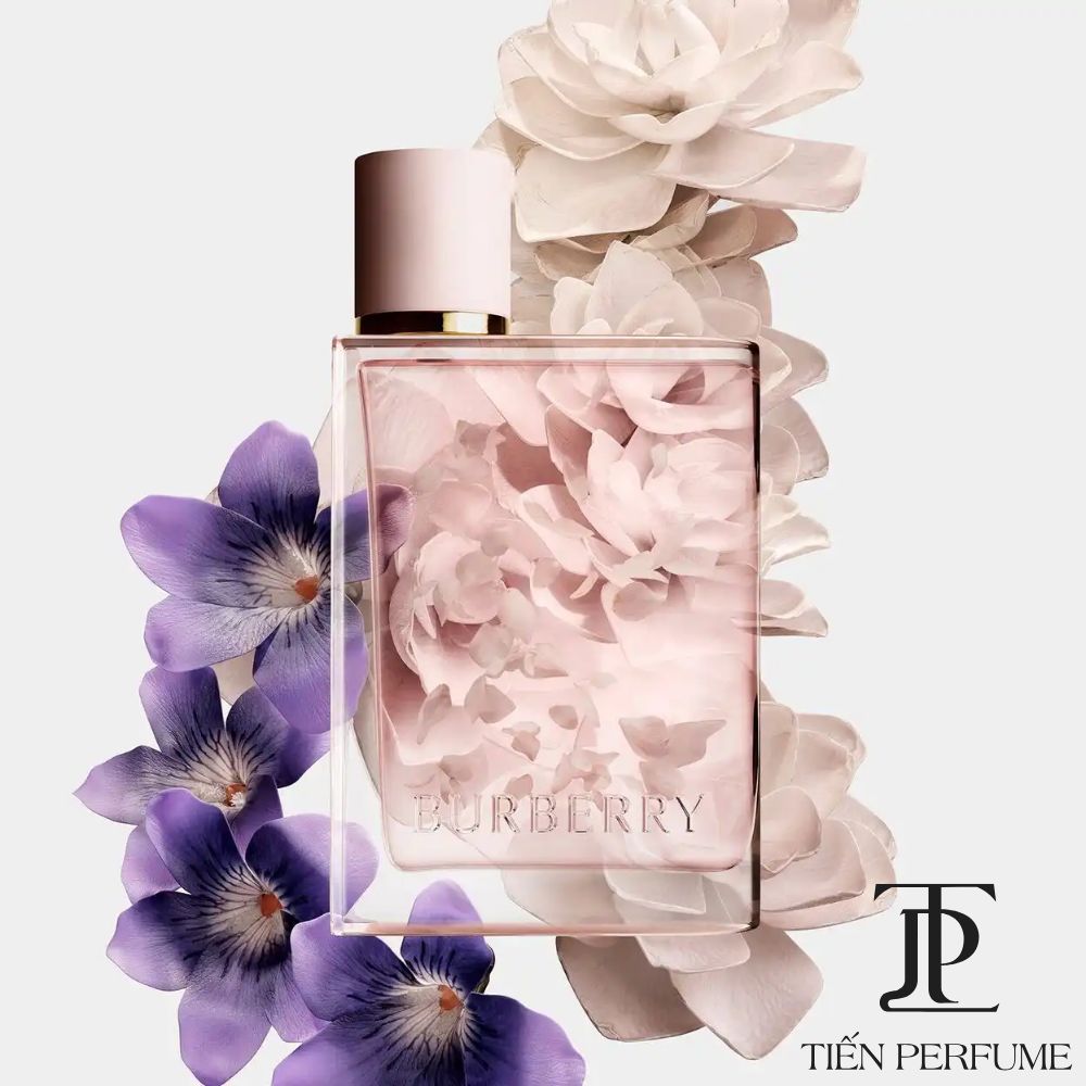 Burberry Her Petals Limited Edition 2023 EDP 88ml 5 mùi-hương-Burberry Her Petals Limited Edition 2023 EDP 88ml - Tiến Perfume