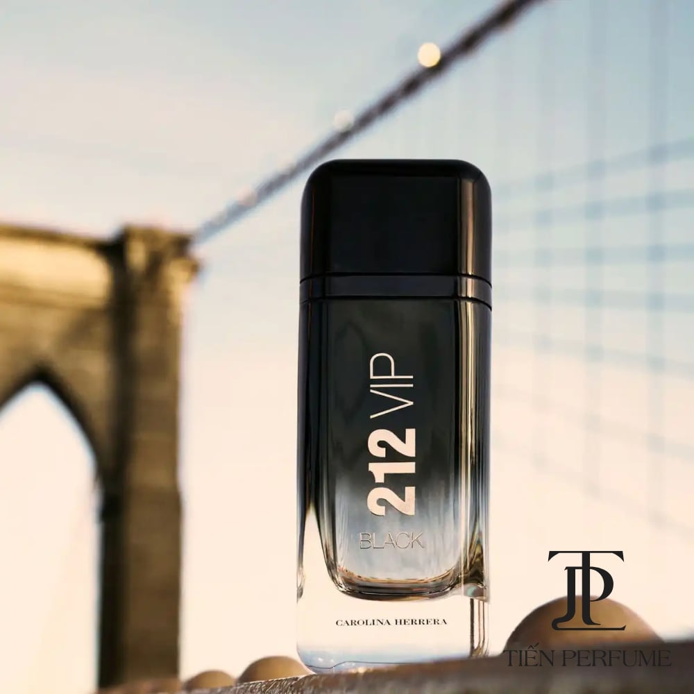 Carolina Herrera 212 Vip Black 21 Nước hoa chính hãng Carolina Herrera 212 Vip Black _ Tiến Perfume